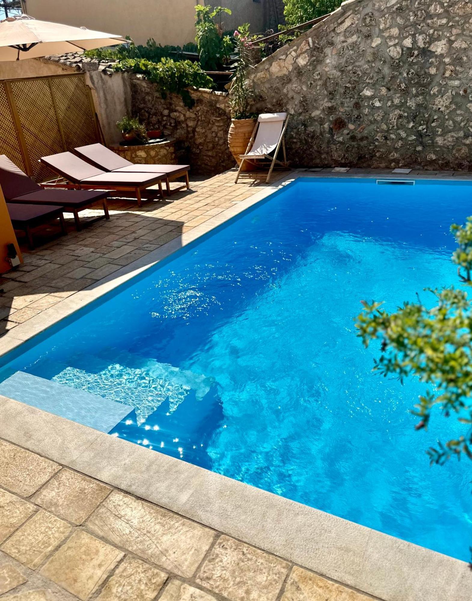 Lithari Apartment *